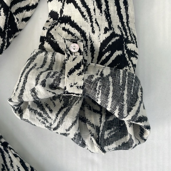 Cynthia Rowley 100% Linen Blouse Palm Leaf Shirt Mother of Pearl Plus Size 1X - Picture 15 of 16